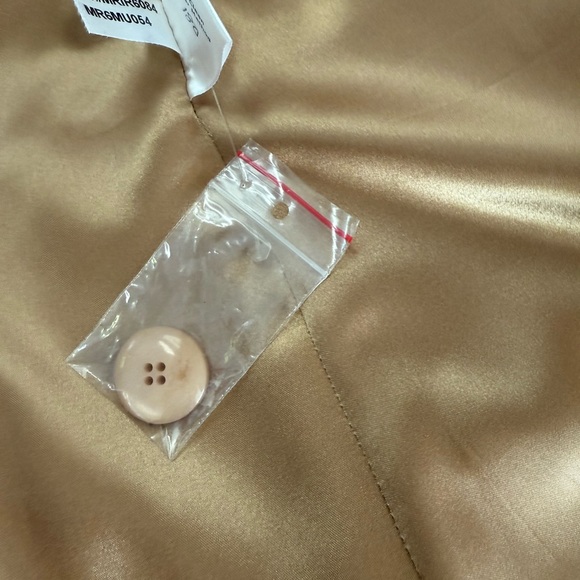 Marvin Richards Tan Trench Coat with Fur Collar - Picture 8 of 11